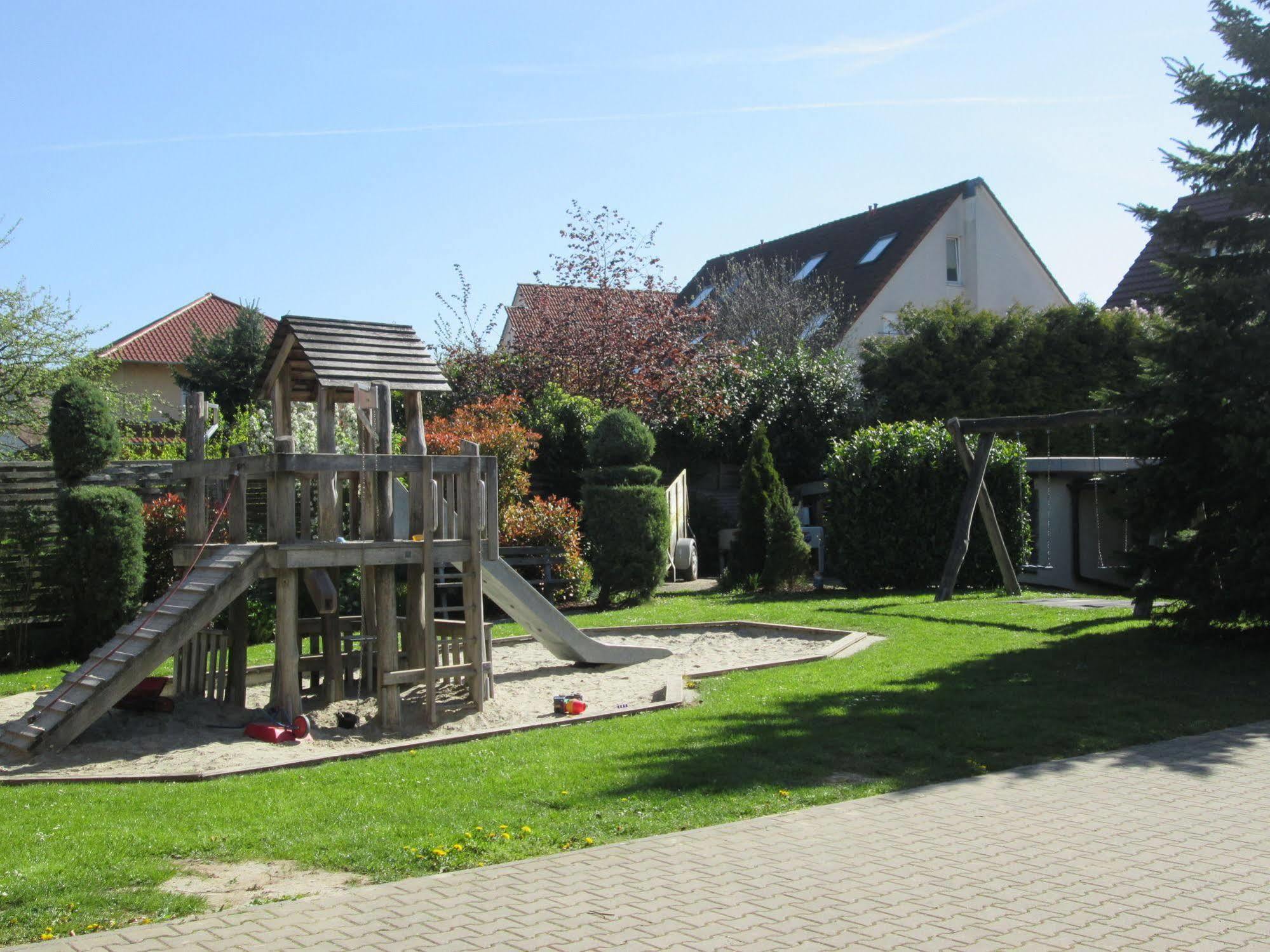 Hotel-Restaurant Zum Ochsen Schallstadt Exterior foto